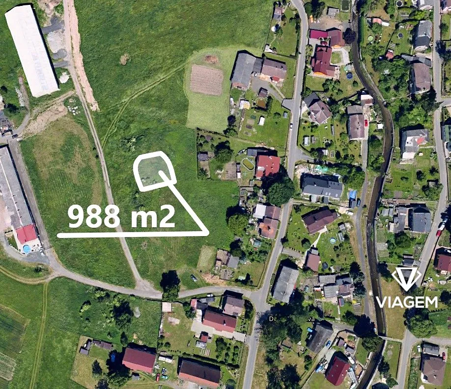Prodej stavebního pozemku 988 m²